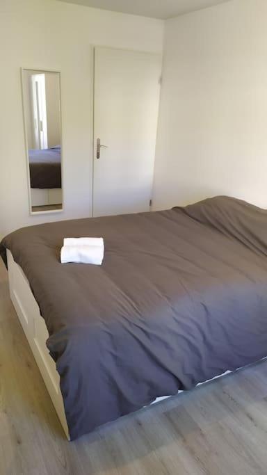 T2 De 42M² A Proximite De La Gare A 30Min De Paris Apartment Mantes-la-Jolie Ngoại thất bức ảnh
