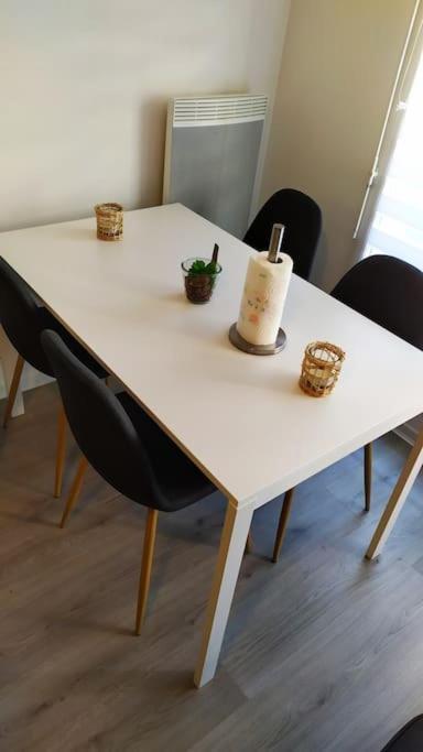 T2 De 42M² A Proximite De La Gare A 30Min De Paris Apartment Mantes-la-Jolie Ngoại thất bức ảnh